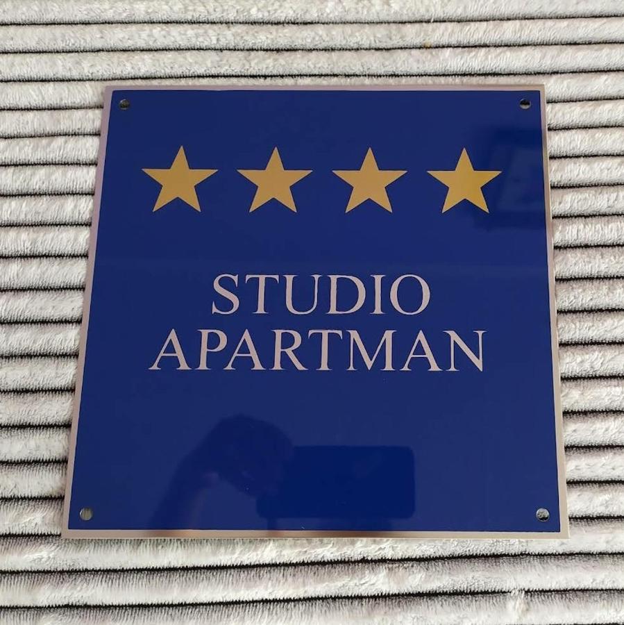 Apartman Niki Lič Exterior foto